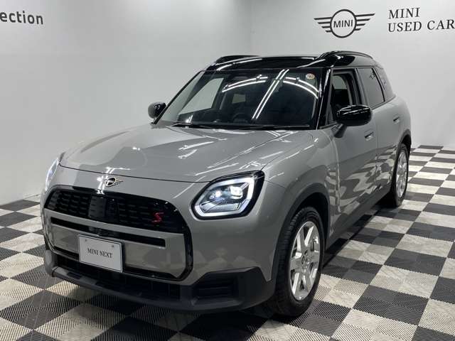 MINI Countryman 8