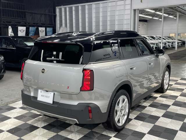 MINI Countryman 10