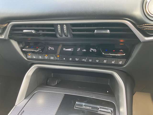 Mazda CX-80 12