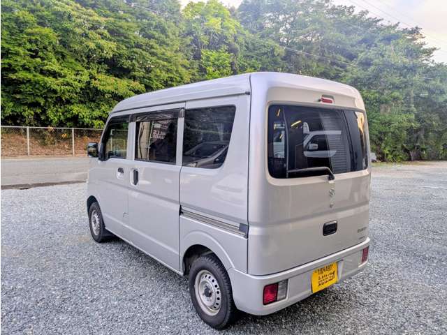 Suzuki Every 9