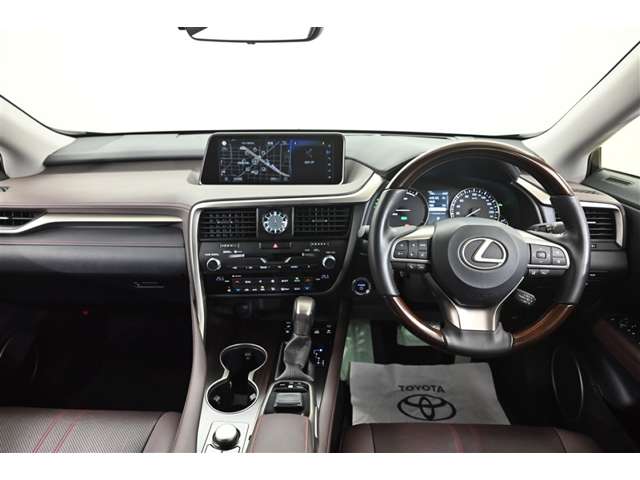 Lexus RX 6