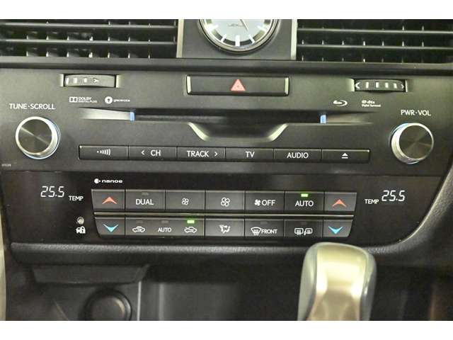 Lexus RX 7