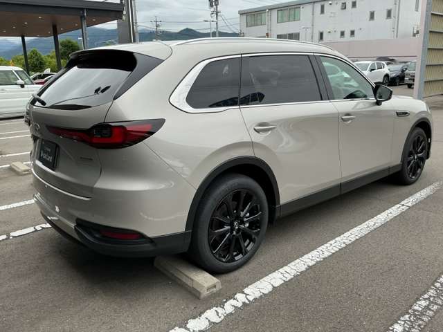 Mazda CX-80 2