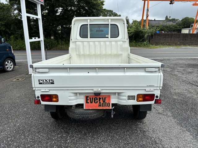 Toyota Pixis Truck 8