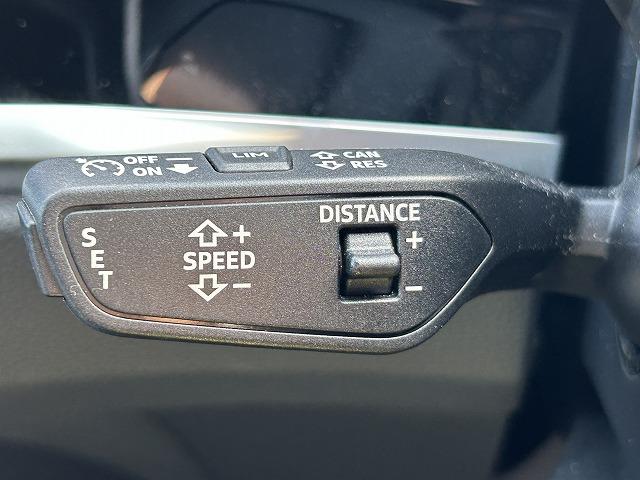 Audi Q3 8