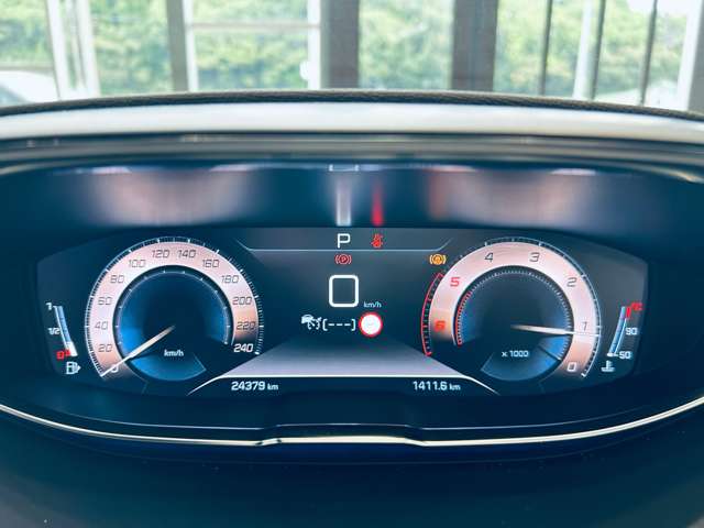 Peugeot 5008 6