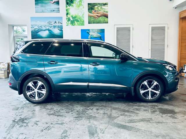 Peugeot 5008 9