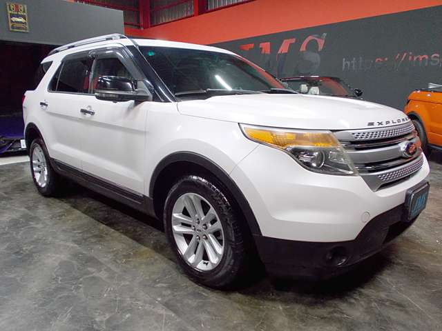 Ford Explorer 5