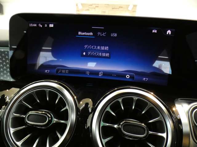 Mercedes-Benz GLB 13