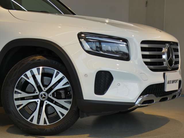 Mercedes-Benz GLB 6