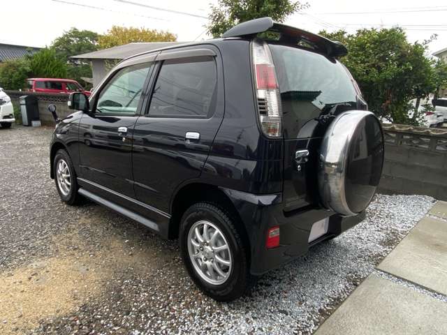 Daihatsu Terios Kid 10