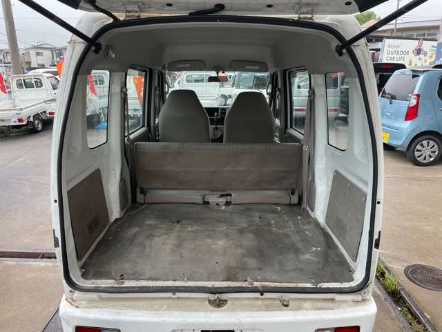 Suzuki Every 11