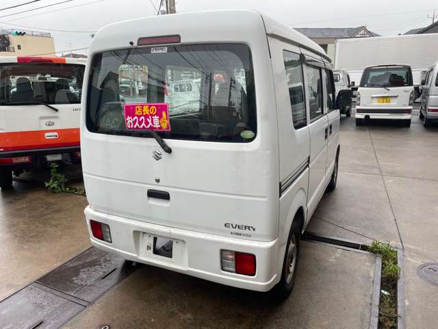 Suzuki Every 8