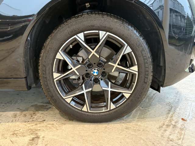 BMW X3 7