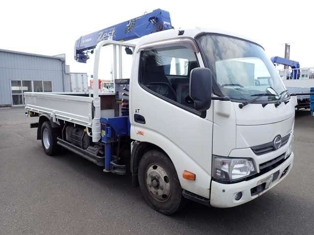 Hino Dutro 5