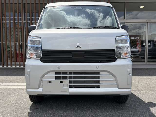 Mitsubishi Minicab Van 10
