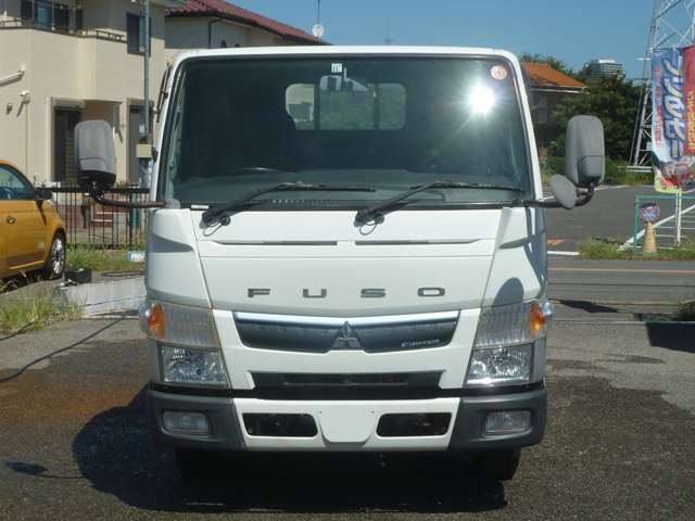 Mitsubishi Fuso Canter 2