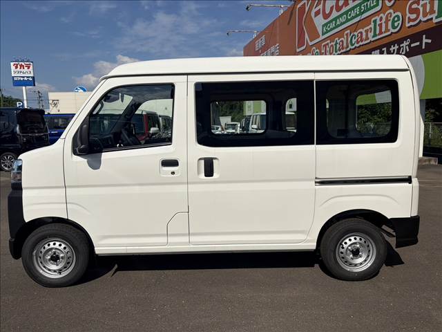 Daihatsu Hijet Cargo 12
