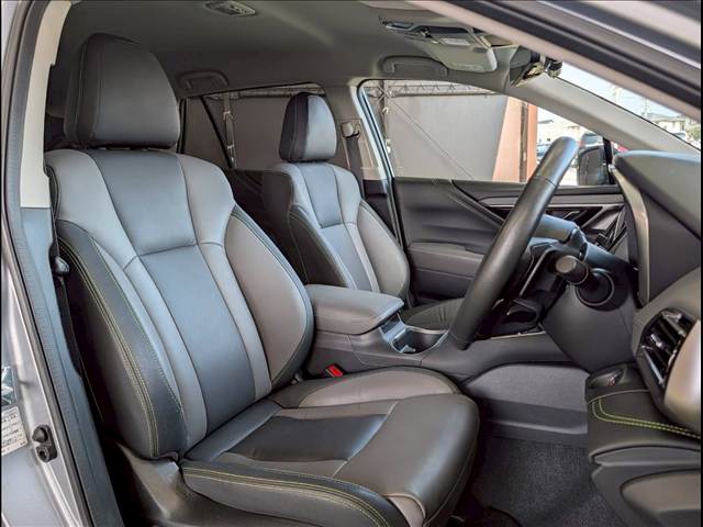 Subaru Legacy Outback 5