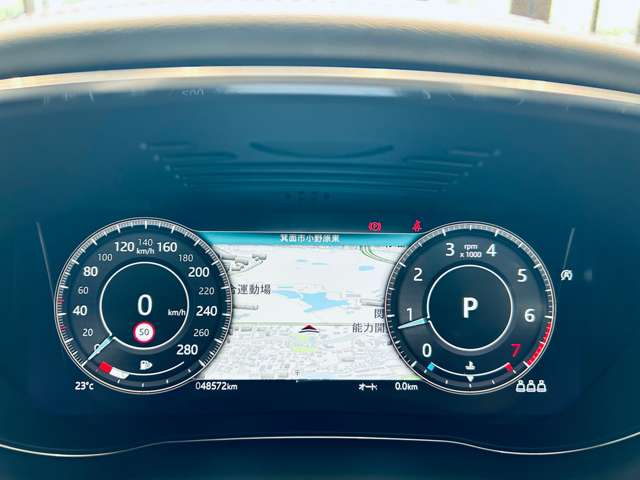 Jaguar E-Pace 6