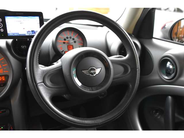 MINI Crossover 9