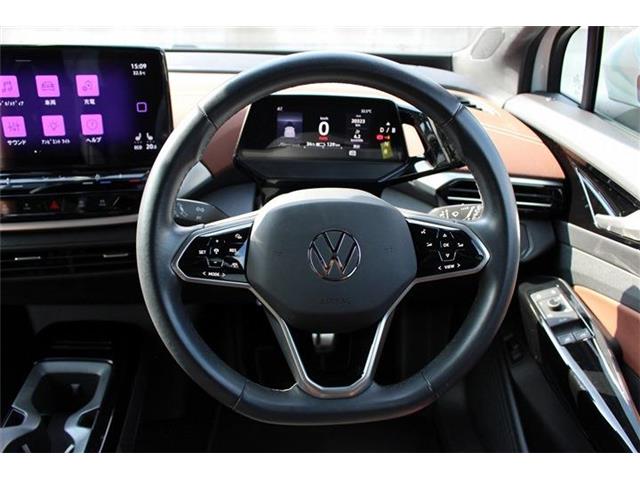 Volkswagen ID.4 12