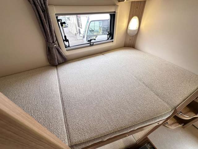 Toyota Camroad 8