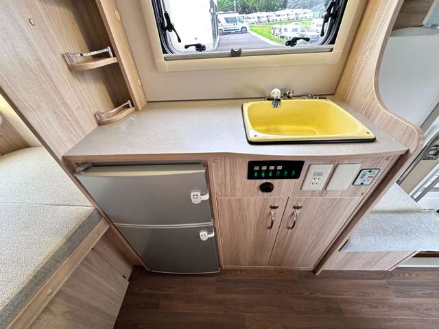Toyota Camroad 10