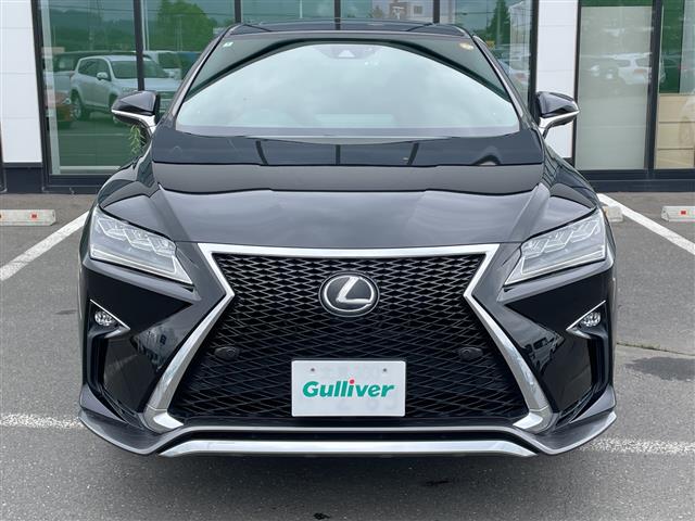 Lexus RX 9