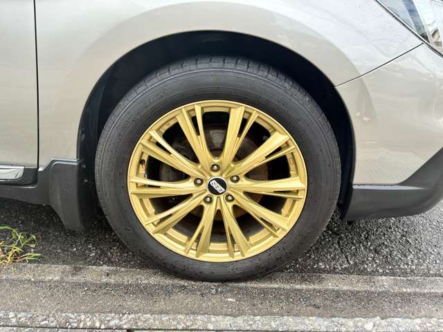 Subaru Legacy Outback 5