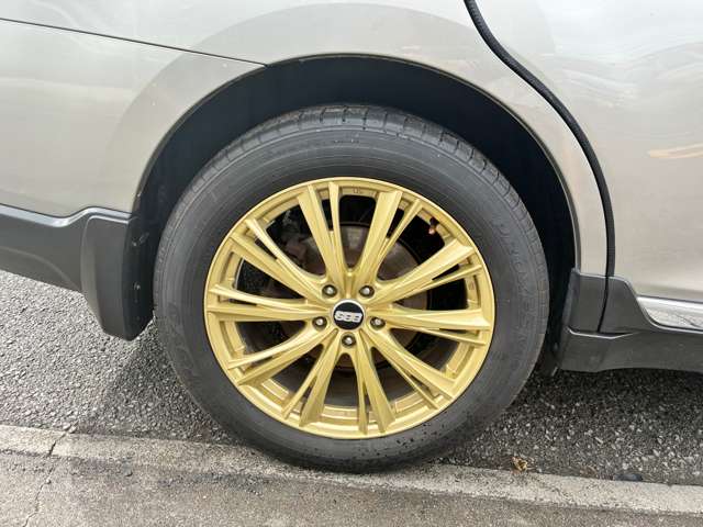 Subaru Legacy Outback 10