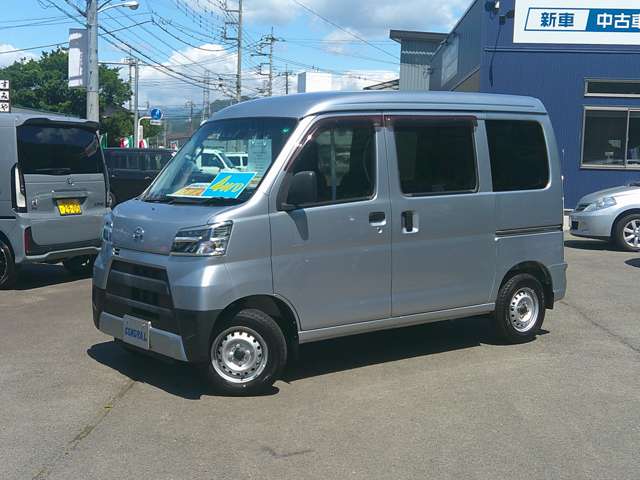 Daihatsu Hijet Cargo 5