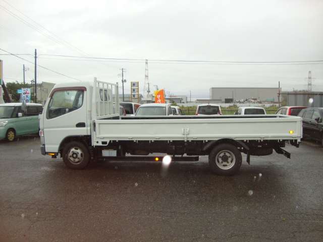 Mitsubishi Fuso Canter 11