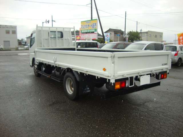 Mitsubishi Fuso Canter 10