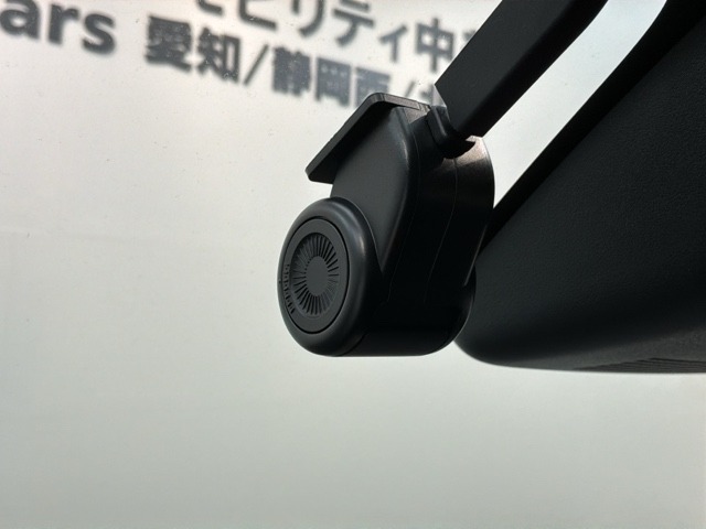 Daihatsu Rocky 11