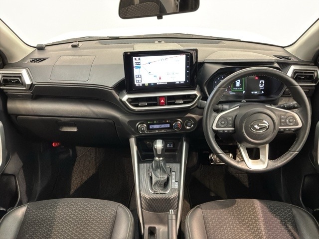 Daihatsu Rocky 8