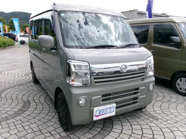 Nissan NV100 Clipper 2
