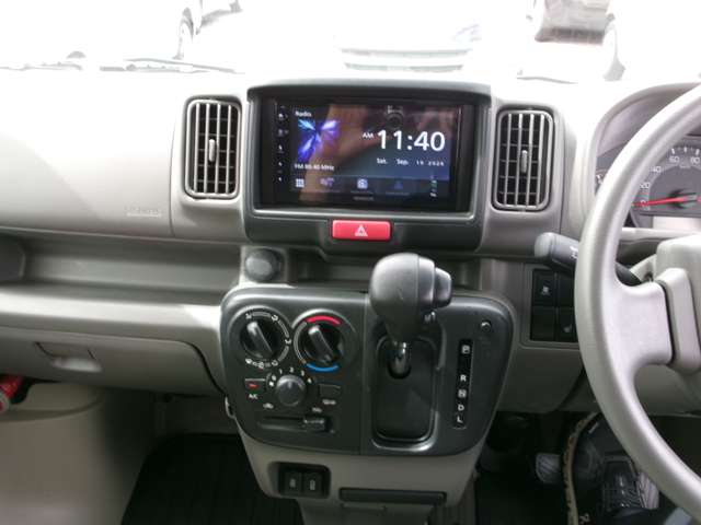 Nissan NV100 Clipper 3