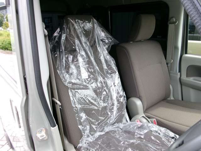 Nissan NV100 Clipper 5