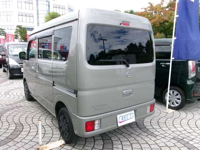 Nissan NV100 Clipper 7