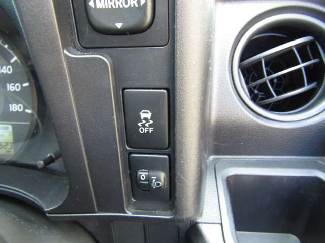 Toyota Succeed Van 12