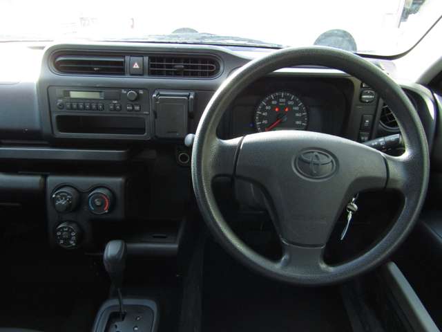 Toyota Succeed Van 5