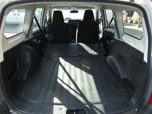 Toyota Succeed Van 9