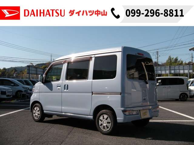 Daihatsu Hijet Cargo 11