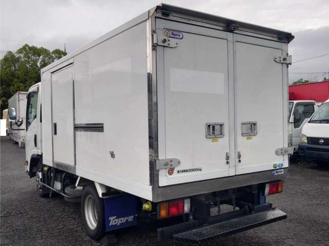 Isuzu Elf 3