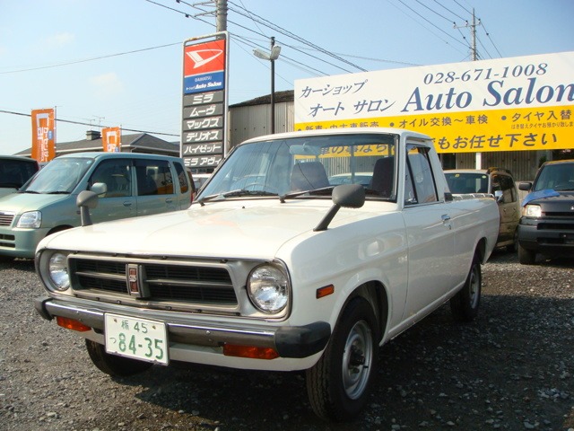 Nissan Sunny Truck 2