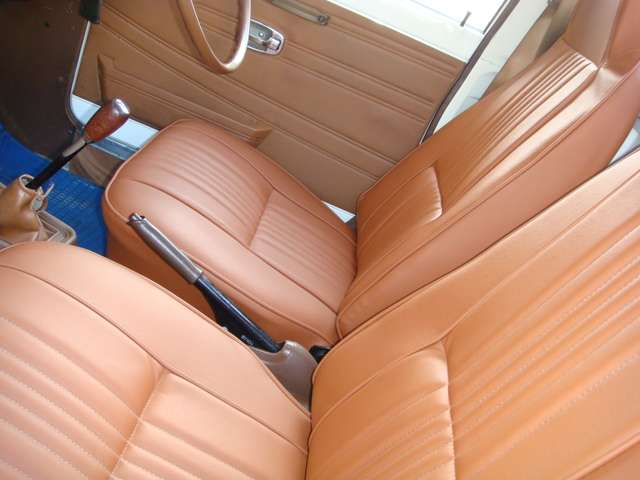 Nissan Sunny Truck 7