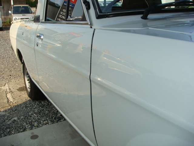 Nissan Sunny Truck 10