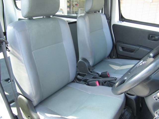 Toyota Light Ace Van 9