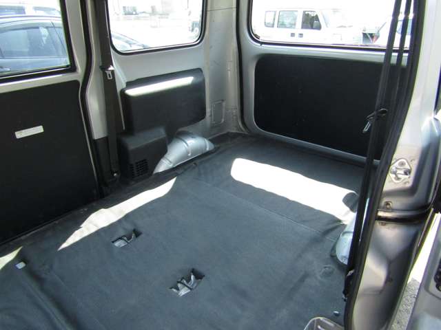Toyota Light Ace Van 10